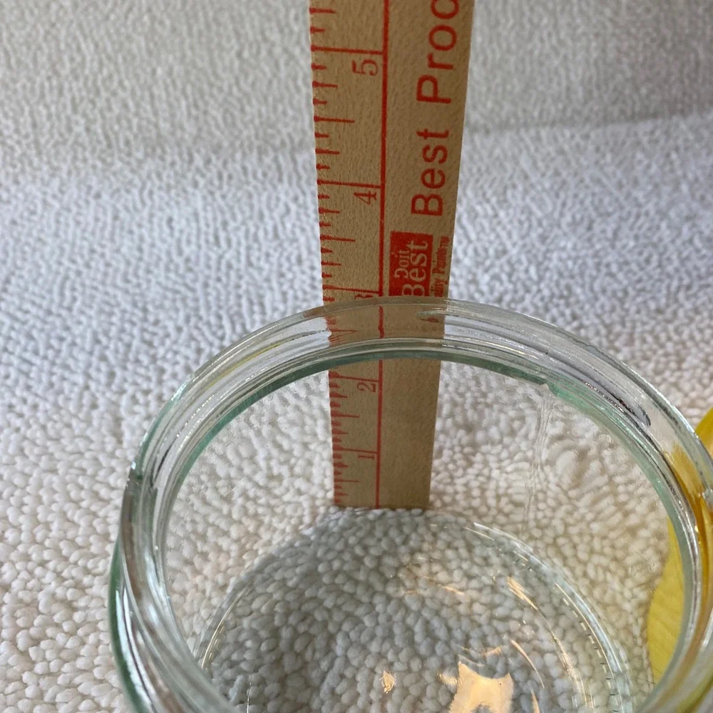 Vintage‎ Manual Citrus Juicer Yellow Plastic Reamer with Clear Glass Jar